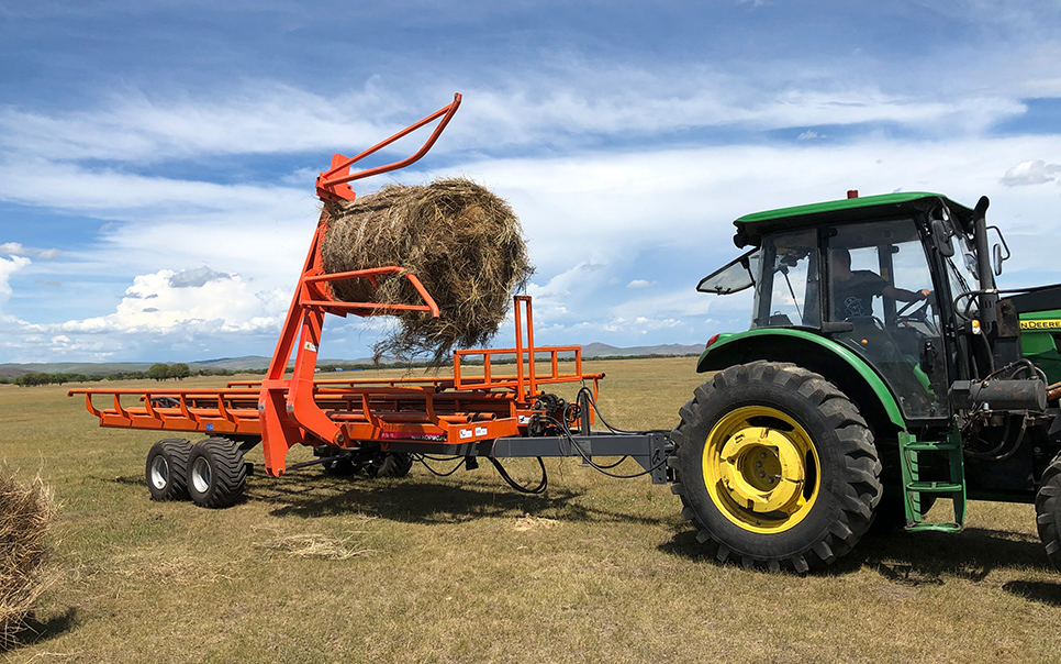 標題：9YJQ-10型圓草捆撿拾運輸車
瀏覽次數(shù)：46
發(fā)表時間：2023-12-12