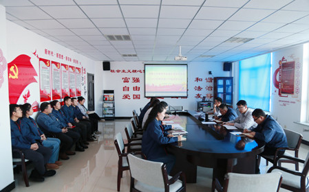 標題：華德牧草公司黨委召開2023年度黨支部書記抓基層黨建述職評議會
瀏覽次數(shù)：1154
發(fā)表時間：2024-01-10