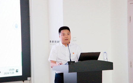 標(biāo)題：呼和浩特分院黨委委員、財(cái)務(wù)總監(jiān)賈永雙講授黨課
瀏覽次數(shù)：1476
發(fā)表時(shí)間：2024-07-26