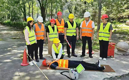 標(biāo)題：強(qiáng)化安全意識，提升應(yīng)急能力 呼和浩特分院舉辦觸電應(yīng)急演練活動
瀏覽次數(shù)：1935
發(fā)表時間：2024-08-27